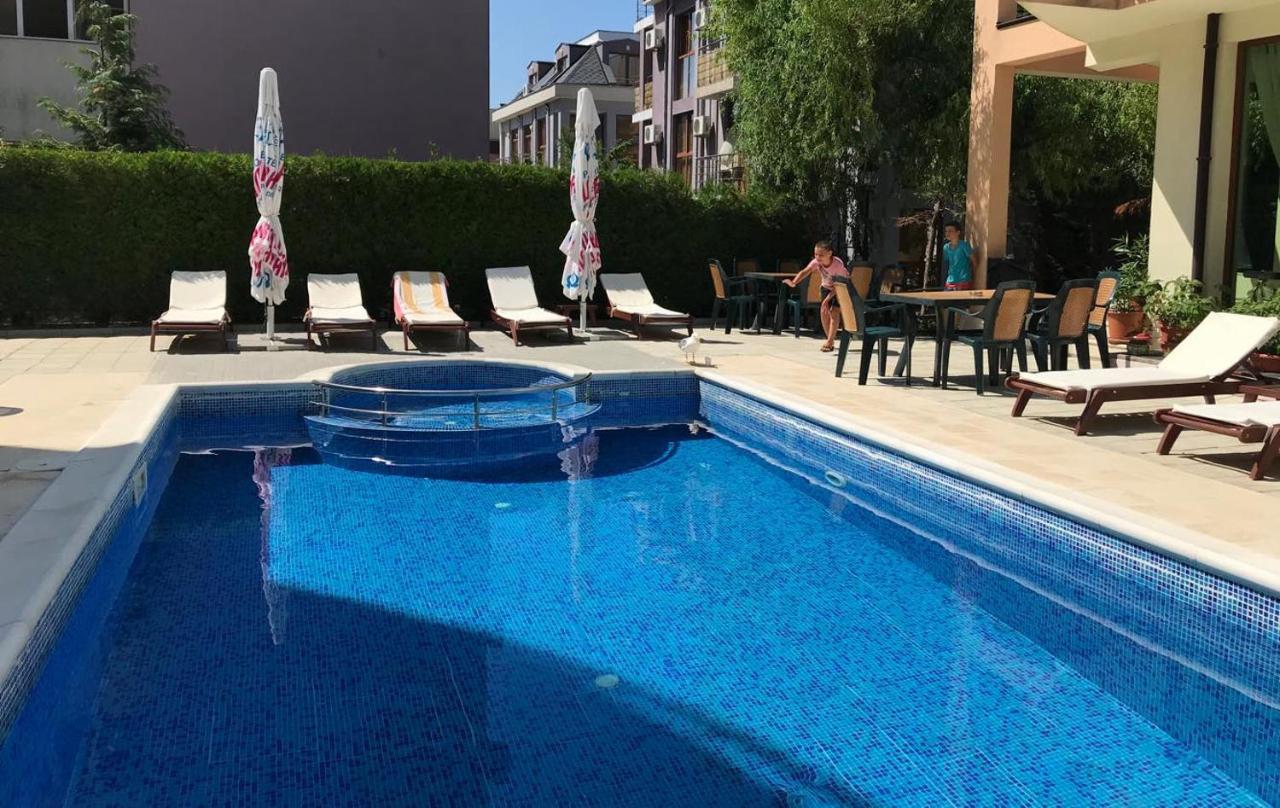 סבטי ולאס Serenity Hotel מראה חיצוני תמונה