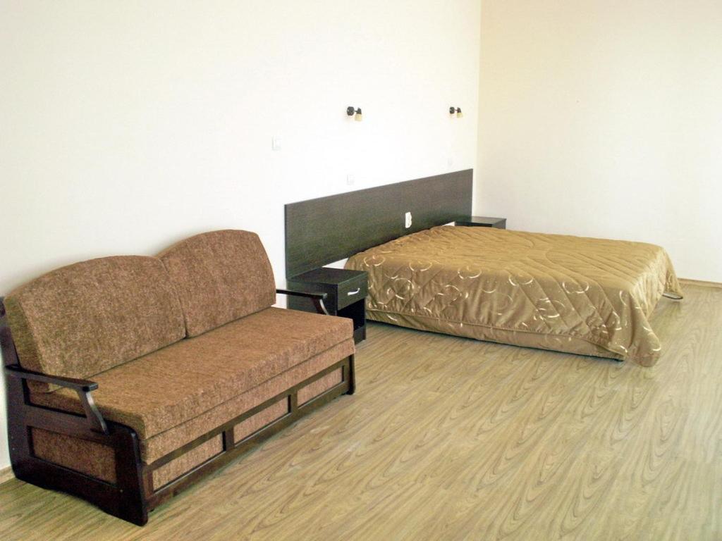 סבטי ולאס Serenity Hotel מראה חיצוני תמונה