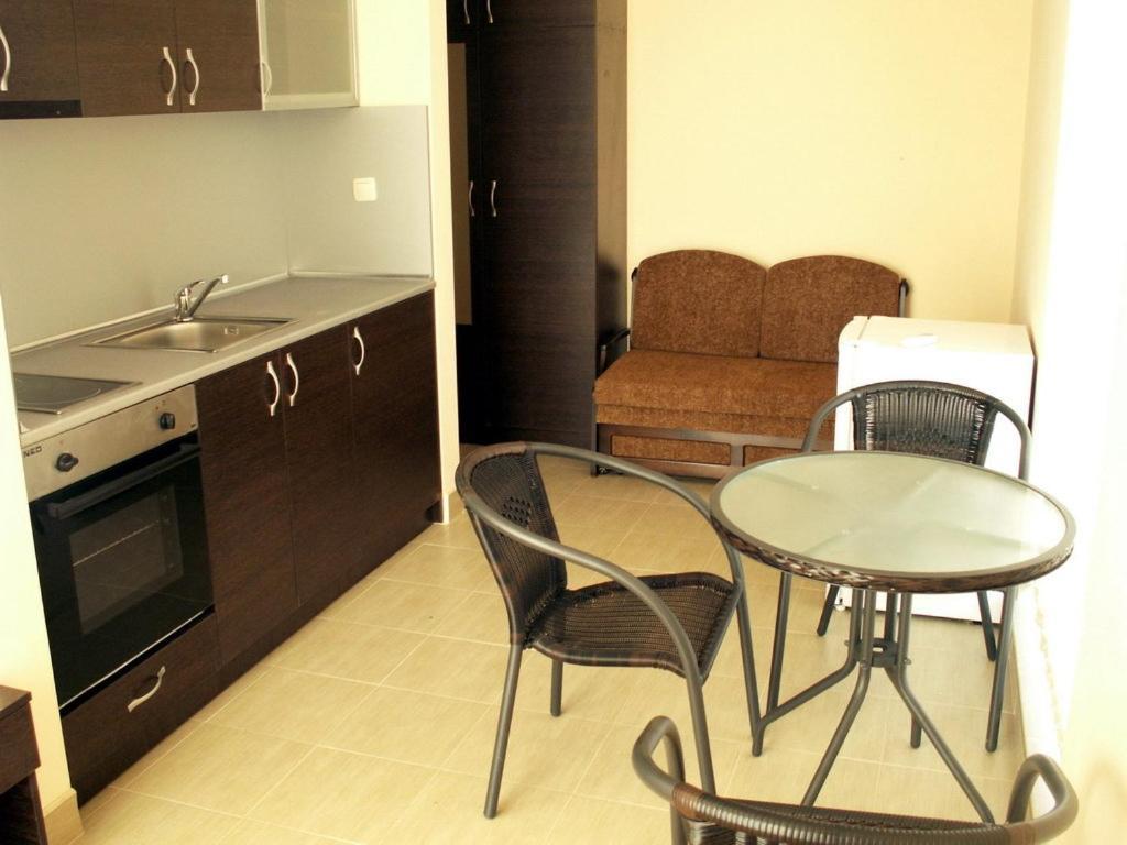 סבטי ולאס Serenity Hotel מראה חיצוני תמונה