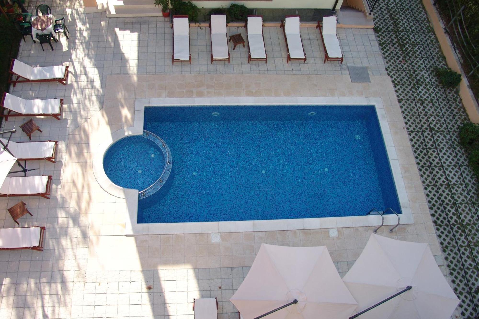 סבטי ולאס Serenity Hotel מראה חיצוני תמונה